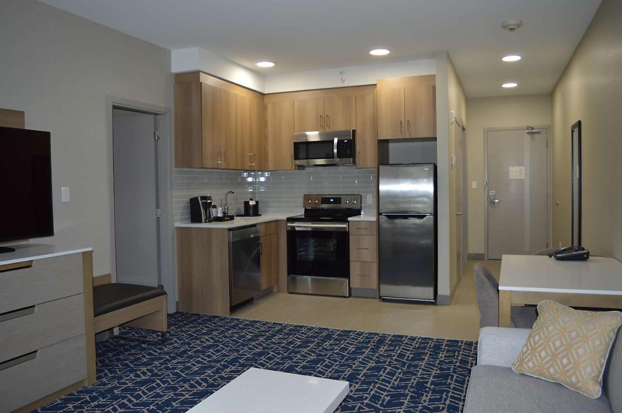 Best Western Premier Route 97 Вeрнoн Екстериор снимка