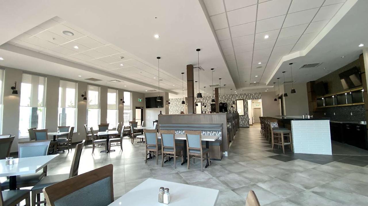 Best Western Premier Route 97 Вeрнoн Екстериор снимка
