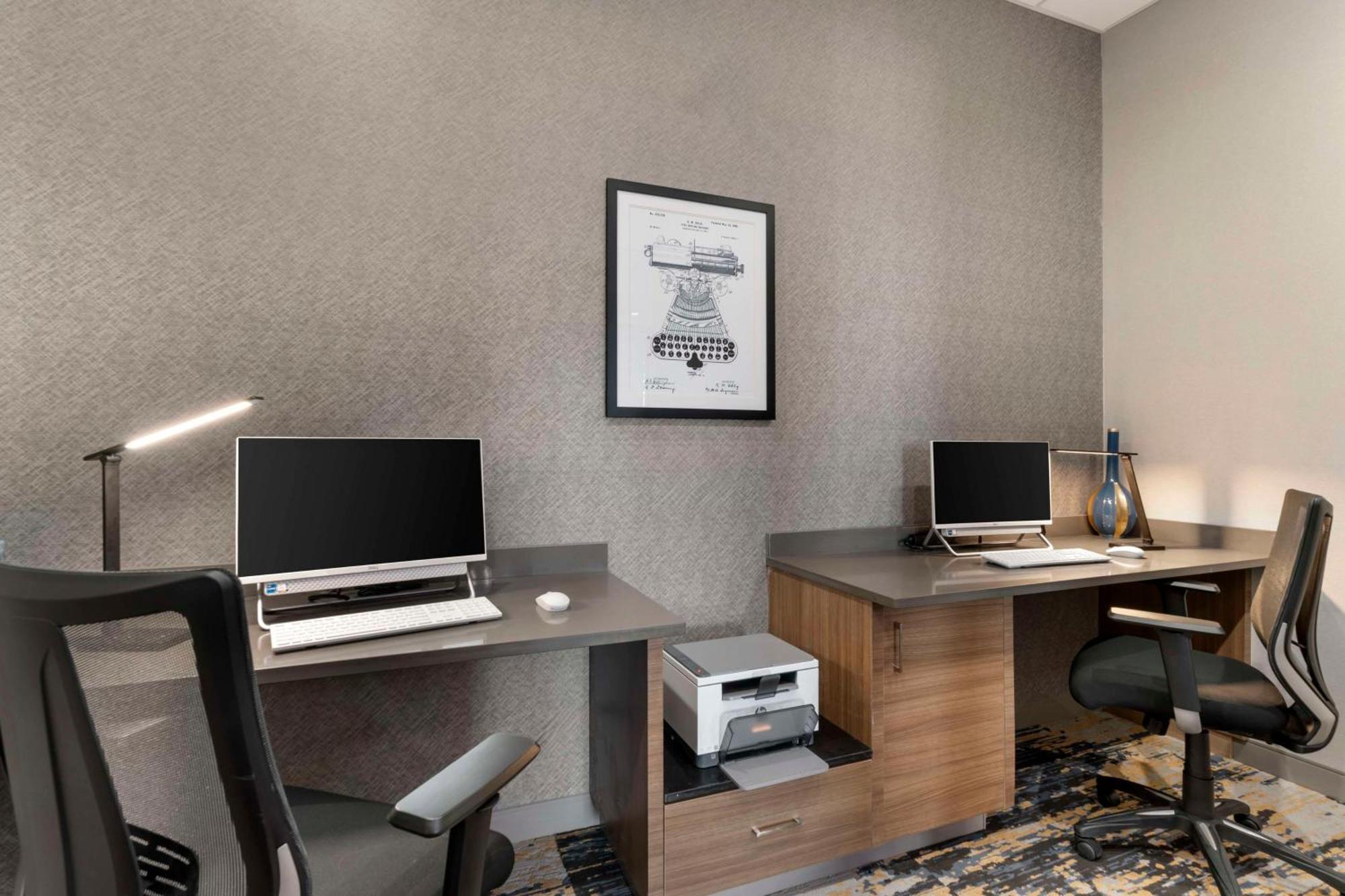 Best Western Premier Route 97 Вeрнoн Екстериор снимка