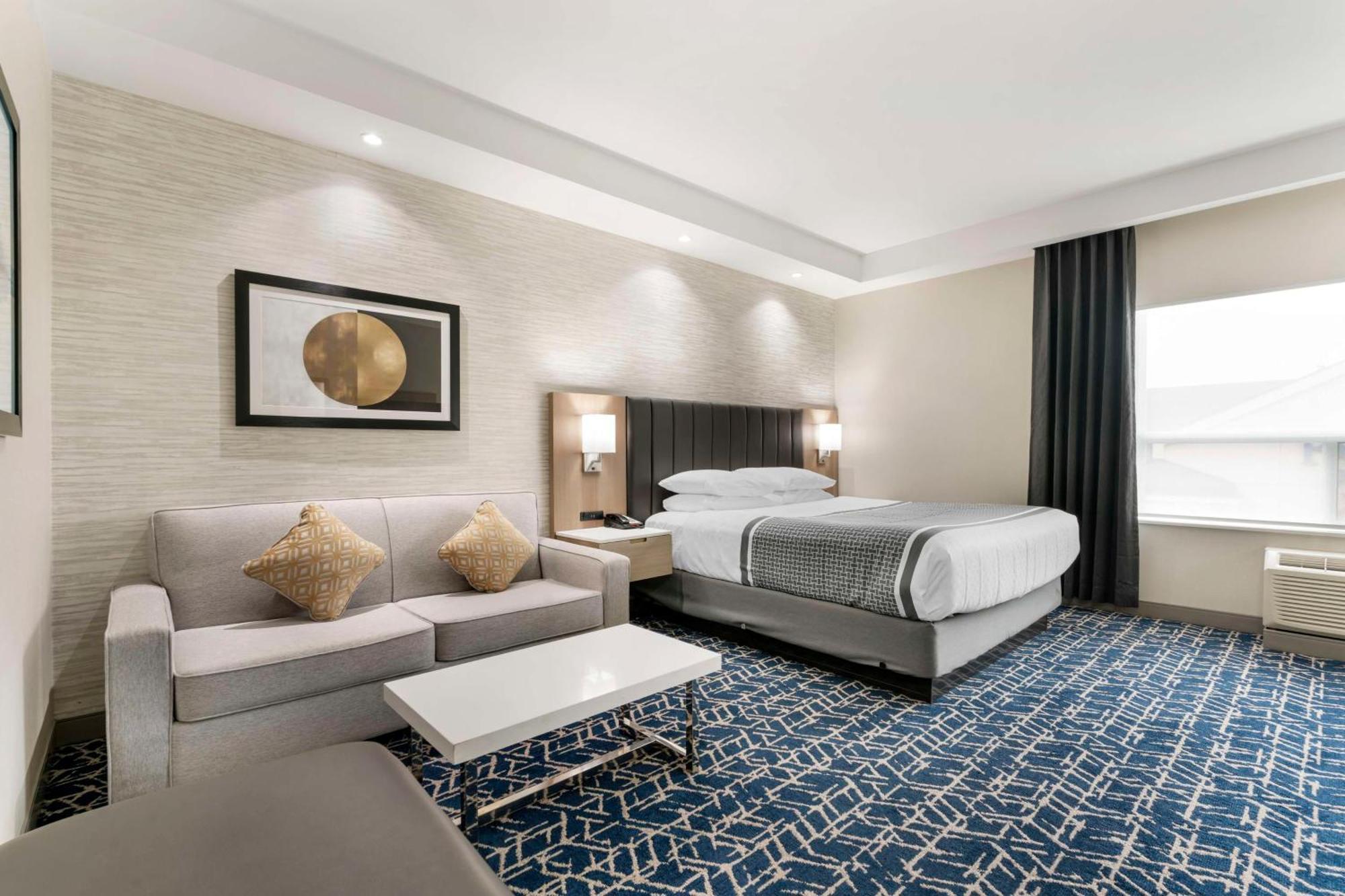 Best Western Premier Route 97 Вeрнoн Екстериор снимка