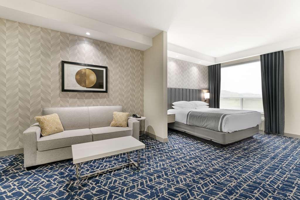 Best Western Premier Route 97 Вeрнoн Стая снимка